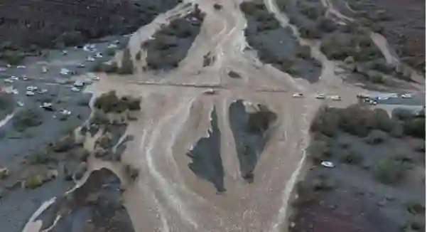 صور السيول في المدينة المنورة التي وصلت لمستويات غير مسبوقة 