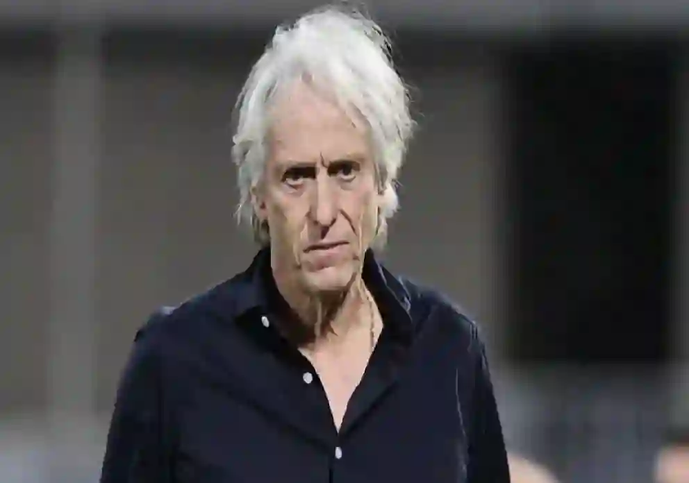 خيسوس يطيح بثلاثة من كبار نجوم النصر في الدقائق الأولى من توليه لمنصبه الجديد