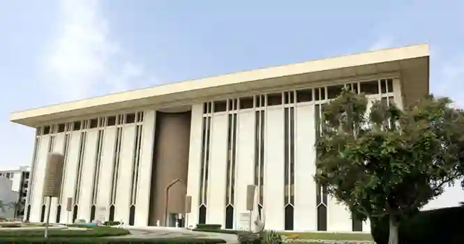 البنك المركزي السعودي يصدر قرارات عاجلة حول فتح حسابات للوافدين