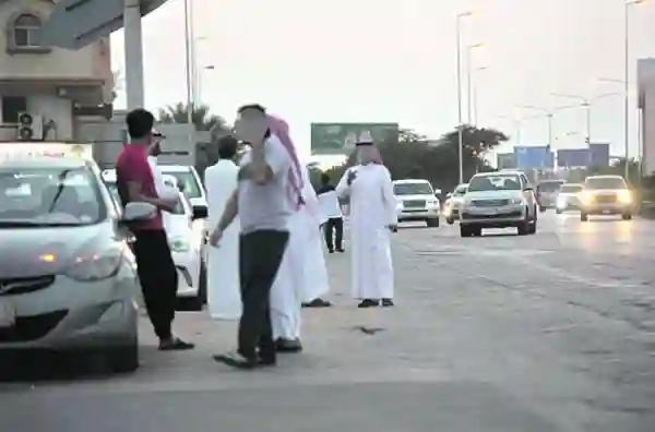 السعودية تستعد لتطبيق قرارات جديدة بحق الكدادين في مطار الملك خالد